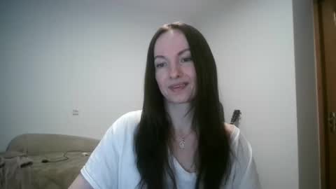Snapshot of miliah chatting on September 26, 2025, 7:18 pm miliah online show from September 26, 2025, 7:18 pm