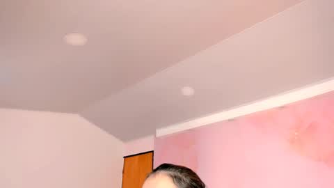 S O F I A online show from October 4, 2025, 12:14 pm