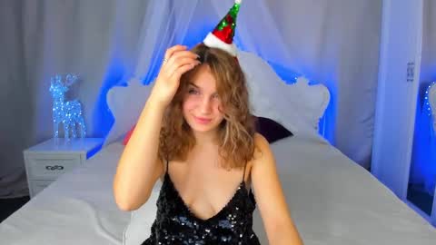 milkablond online show from December 29, 2024, 12:41 am