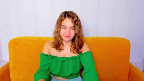 milkablond online show from December 29, 2024, 10:47 pm