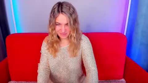 milkablond online show from November 30, 2025, 12:58 am