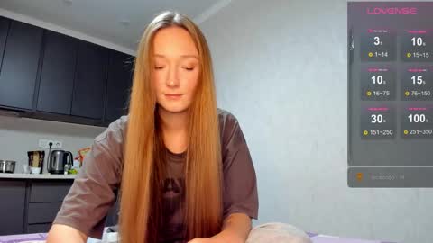 MilkaLiza online show from November 7, 2025, 6:52 pm