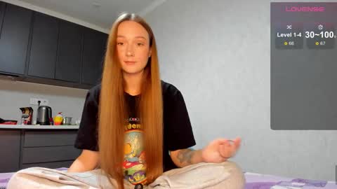 MilkaLiza online show from November 9, 2025, 7:01 pm