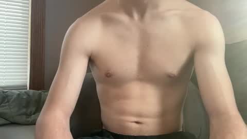 Snapshot of milkedboy964 chatting on December 16, 2025, 4:34 pm milkedboy964 online show from December 16, 2025, 4:34 pm