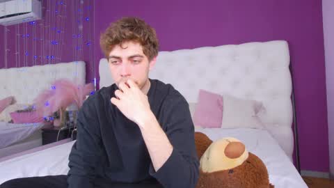 milkhunter_ online show from April 11, 2026, 7:45 am