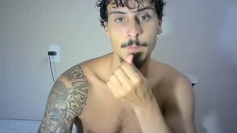 Snapshot of milkoffee chatting on January 6, 2025, 3:09 am milkoffee online show from January 6, 2025, 3:09 am