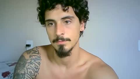 Snapshot of milkoffee chatting on January 8, 2025, 4:22 pm milkoffee online show from January 8, 2025, 4:22 pm