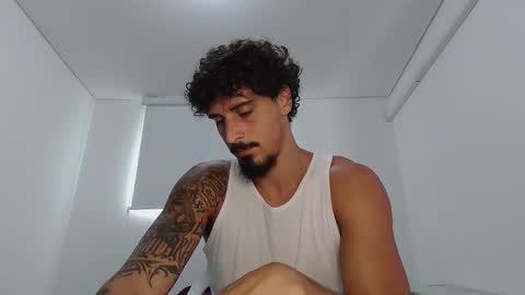 Snapshot of milkoffee chatting on February 23, 2026, 3:31 pm milkoffee online show from February 23, 2026, 3:31 pm