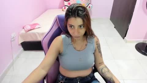 Snapshot of milky__boobs69 chatting on November 25, 2025, 7:36 pm vale online show from November 25, 2025, 7:36 pm