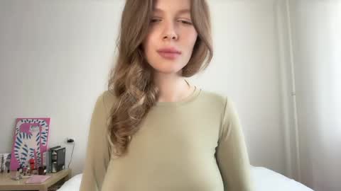 milky__way_ online show from May 17, 2026, 1:51 pm