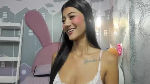 Snapshot of milkybaby_ chatting on November 15, 2025, 10:56 am Sofia online show from November 15, 2025, 10:56 am