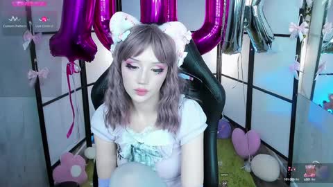 Snapshot of milkycute chatting on January 25, 2025, 4:02 am milky cute online show from January 25, 2025, 4:02 am