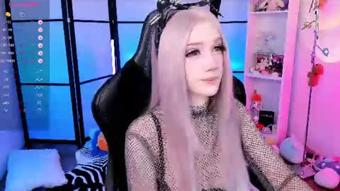 milky cute online show from July 2, 2026, 6:58 pm