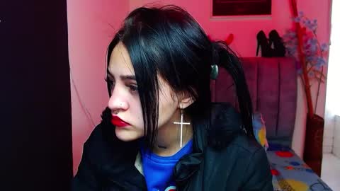 Snapshot of millacounisslosexanal chatting on October 6, 2025, 1:19 pm Violeta online show from October 6, 2025, 1:19 pm