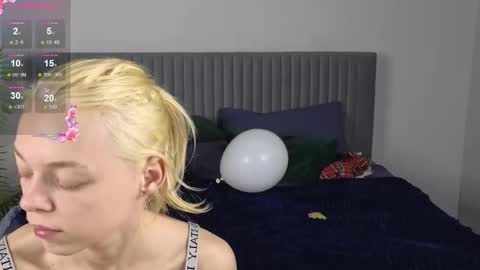 Snapshot of millaholt chatting on October 10, 2025, 2:16 pm Hello Im Mila online show from October 10, 2025, 2:16 pm