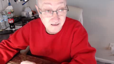 Snapshot of millenium0129 chatting on December 13, 2024, 1:37 am millenium0129 online show from December 13, 2024, 1:37 am