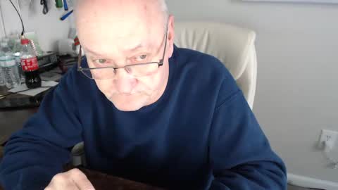 Snapshot of millenium0129 chatting on January 27, 2025, 1:30 pm millenium0129 online show from January 27, 2025, 1:30 pm