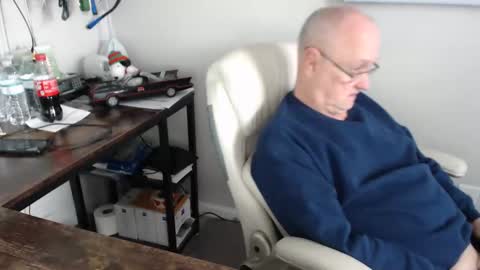 Snapshot of millenium0129 chatting on January 27, 2025, 4:33 pm millenium0129 online show from January 27, 2025, 4:33 pm