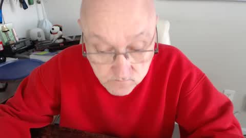 Snapshot of millenium0129 chatting on March 5, 2025, 5:39 pm millenium0129 online show from March 5, 2025, 5:39 pm