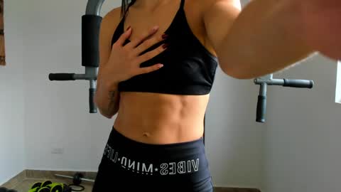 Snapshot of miller_fit_ chatting on January 24, 2025, 4:39 pm Lissa online show from January 24, 2025, 4:39 pm