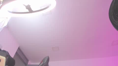 Snapshot of miller_silvana chatting on February 6, 2026, 12:08 pm miller_silvana online show from February 6, 2026, 12:08 pm