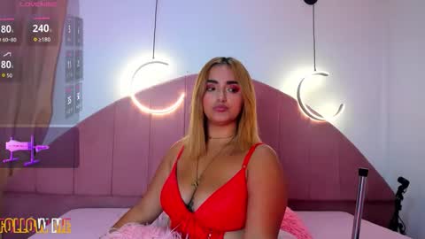 miller_zoe02 online show from November 3, 2025, 5:31 am