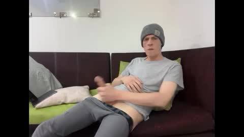 Snapshot of millerjdm chatting on November 16, 2025, 12:38 am SlimnHungOH online show from November 16, 2025, 12:38 am