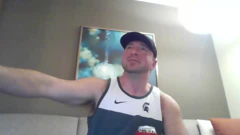 Snapshot of millertimenow34 chatting on December 17, 2024, 11:27 pm millertime feet bigcock hairy straight muscles online show from December 17, 2024, 11:27 pm