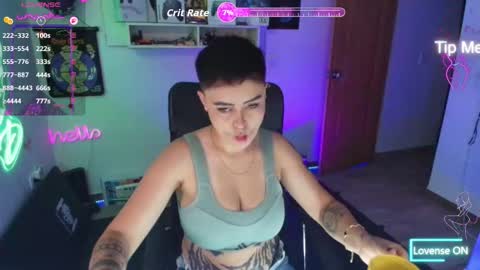 Im girl my name is Johana  online show from December 3, 2025, 10:08 pm