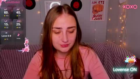 Snapshot of millibrooks chatting on December 23, 2025, 1:03 am Milly online show from December 23, 2025, 1:03 am