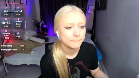 Snapshot of millie_vanillie chatting on November 11, 2025, 2:28 pm Millie online show from November 11, 2025, 2:28 pm