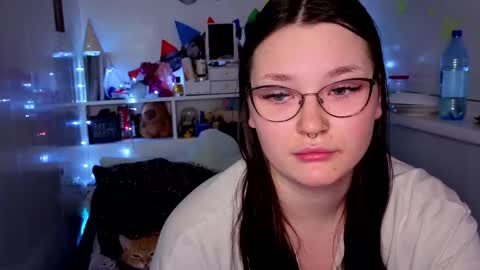 Millie online show from November 1, 2025, 6:43 pm