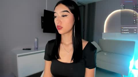 Snapshot of millieskinny_ chatting on October 11, 2025, 3:10 pm Ana Maria online show from October 11, 2025, 3:10 pm