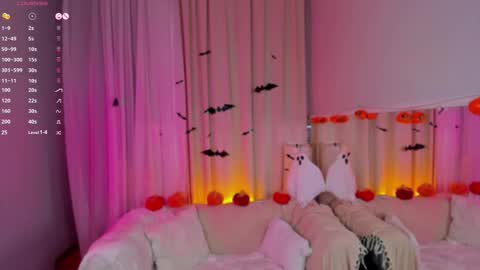 Snapshot of milliminimouse chatting on October 22, 2025, 10:42 pm milliminimouse online show from October 22, 2025, 10:42 pm