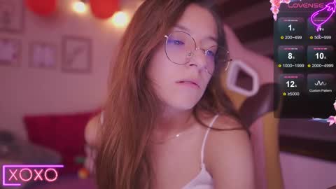 Snapshot of milly_kenner chatting on February 21, 2025, 1:22 am MILLY online show from February 21, 2025, 1:22 am