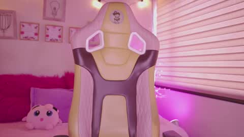 Snapshot of milly_kenner chatting on February 4, 2026, 7:20 pm MILLY online show from February 4, 2026, 7:20 pm