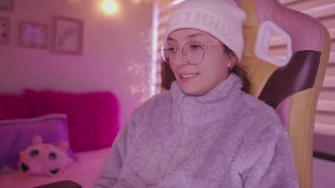 MILLY online show from April 17, 2026, 7:28 pm