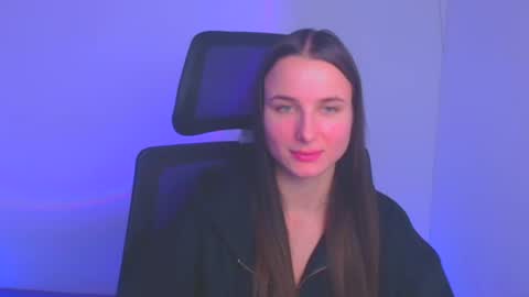 Snapshot of milly_liss chatting on December 18, 2024, 11:02 am Milly online show from December 18, 2024, 11:02 am