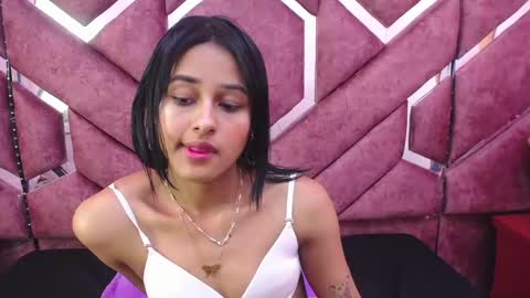 Milly Print online show from December 7, 2024, 9:17 am