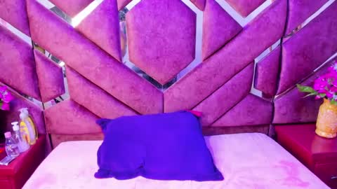 Milly Print online show from September 9, 2025, 3:28 am