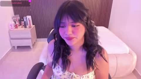 millyevans1 online show from May 7, 2026, 3:23 am