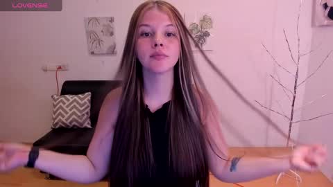 Milly online show from December 24, 2024, 4:33 am