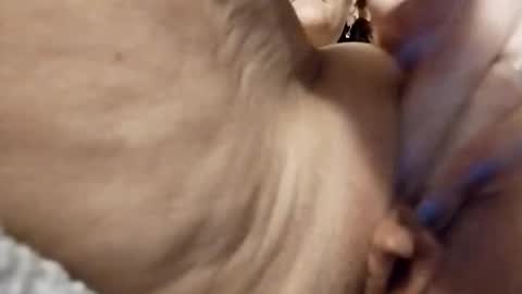 miloanj online show from October 18, 2025, 11:16 pm