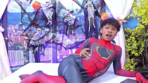 Snapshot of miltondelis chatting on October 21, 2025, 3:40 am miltondelis online show from October 21, 2025, 3:40 am