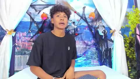 Snapshot of miltondelis chatting on October 22, 2025, 3:29 am miltondelis online show from October 22, 2025, 3:29 am