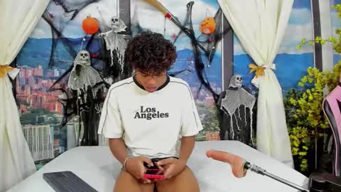 Snapshot of miltondelis chatting on October 26, 2025, 3:23 am miltondelis online show from October 26, 2025, 3:23 am