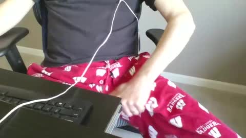 milwaukeebadger24 online show from May 13, 2026, 4:37 pm