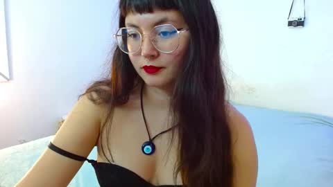 Snapshot of mily_baker chatting on December 27, 2024, 1:00 am mily_baker online show from December 27, 2024, 1:00 am