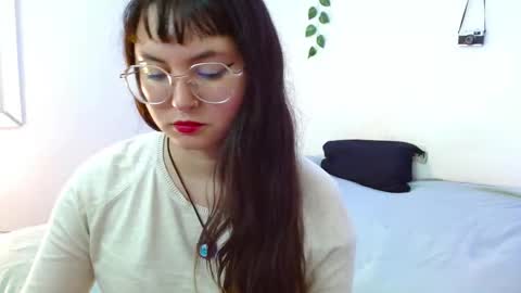 Snapshot of mily_baker chatting on January 10, 2025, 10:15 pm mily_baker online show from January 10, 2025, 10:15 pm