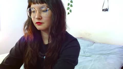 Snapshot of mily_baker chatting on January 13, 2025, 9:20 pm mily_baker online show from January 13, 2025, 9:20 pm